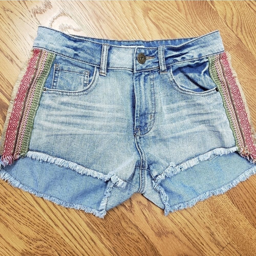 Cute Cutoff Mudd Shorts 